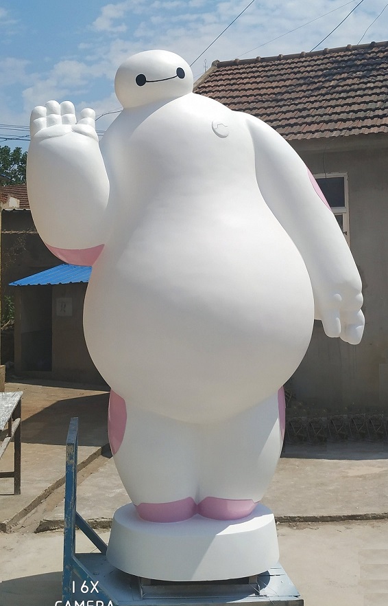 烟台石药健康城 玻璃钢雕塑 动画人物大白